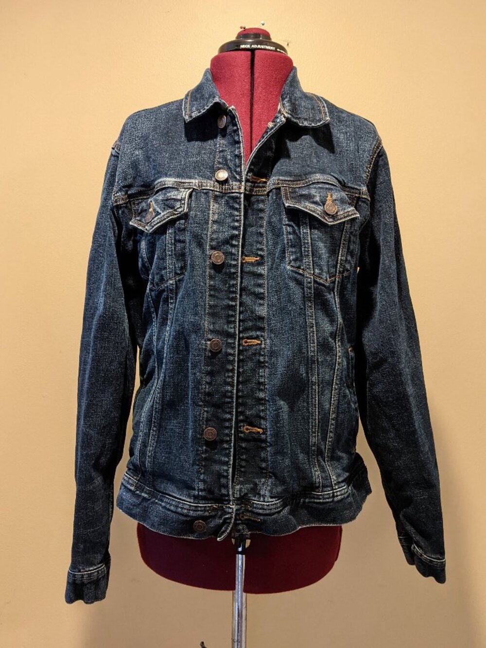 Old Navy Dark Wash Blue Denim Jacket Jean Button Front Size Medium